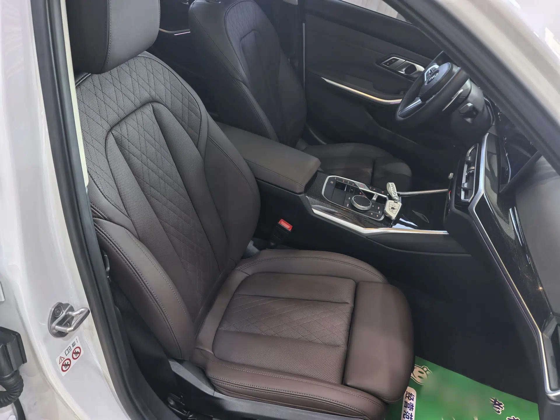BMW 3 Series 2023 325Li M Sport Package — миниатюра 27