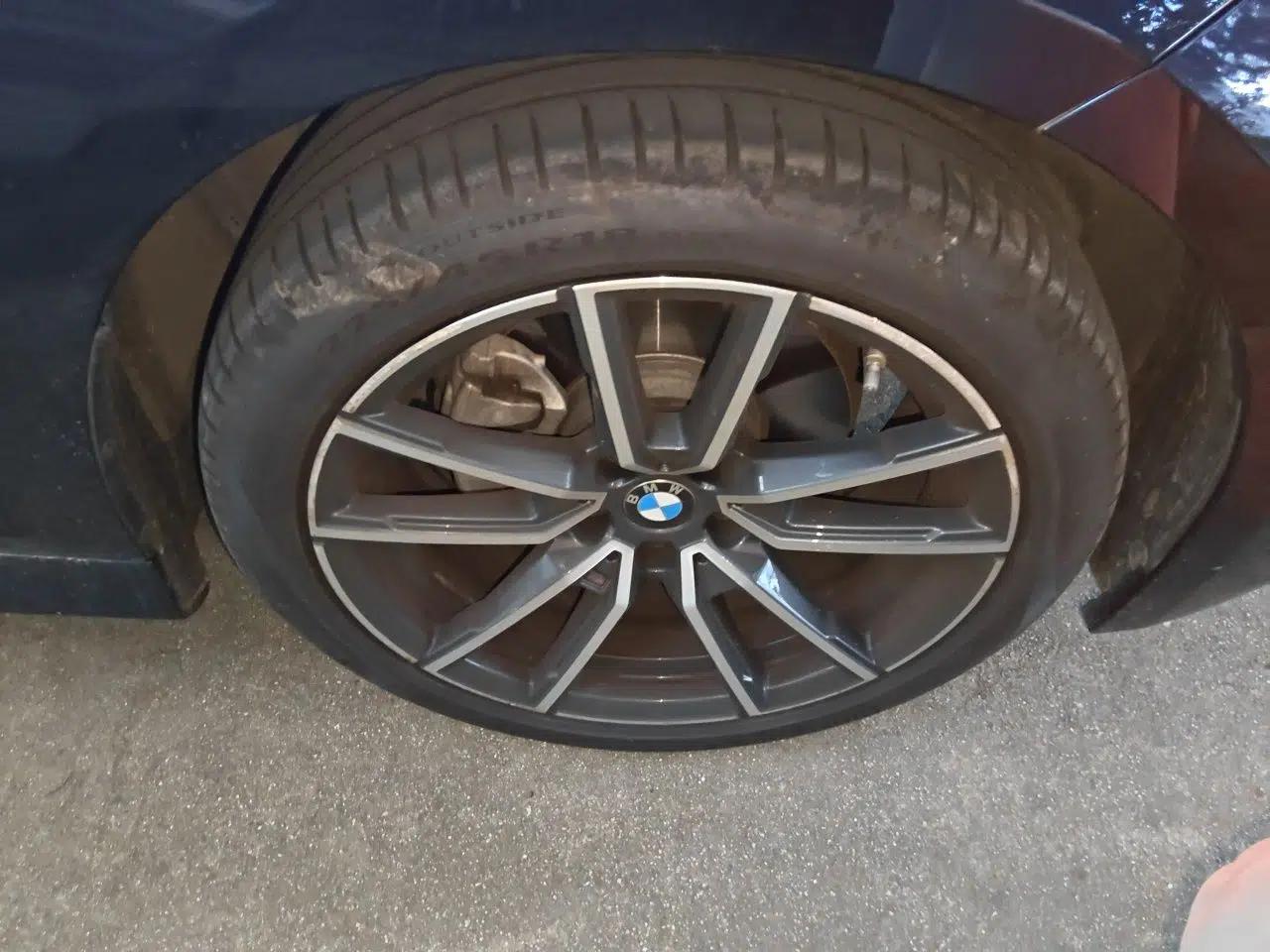 BMW 3 Series 2025 325i M Sport Package — миниатюра 8