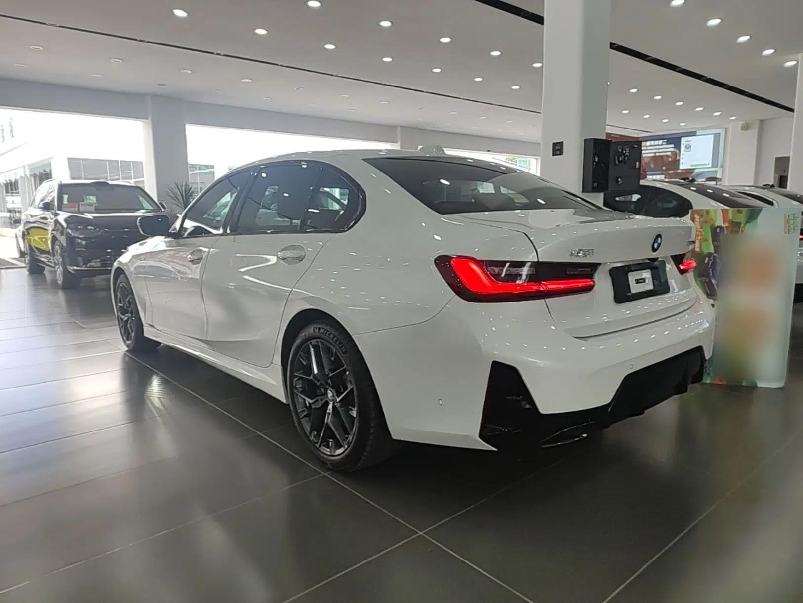 BMW 3 Series 2025 330Li M Sport Shadowline Package — миниатюра 4