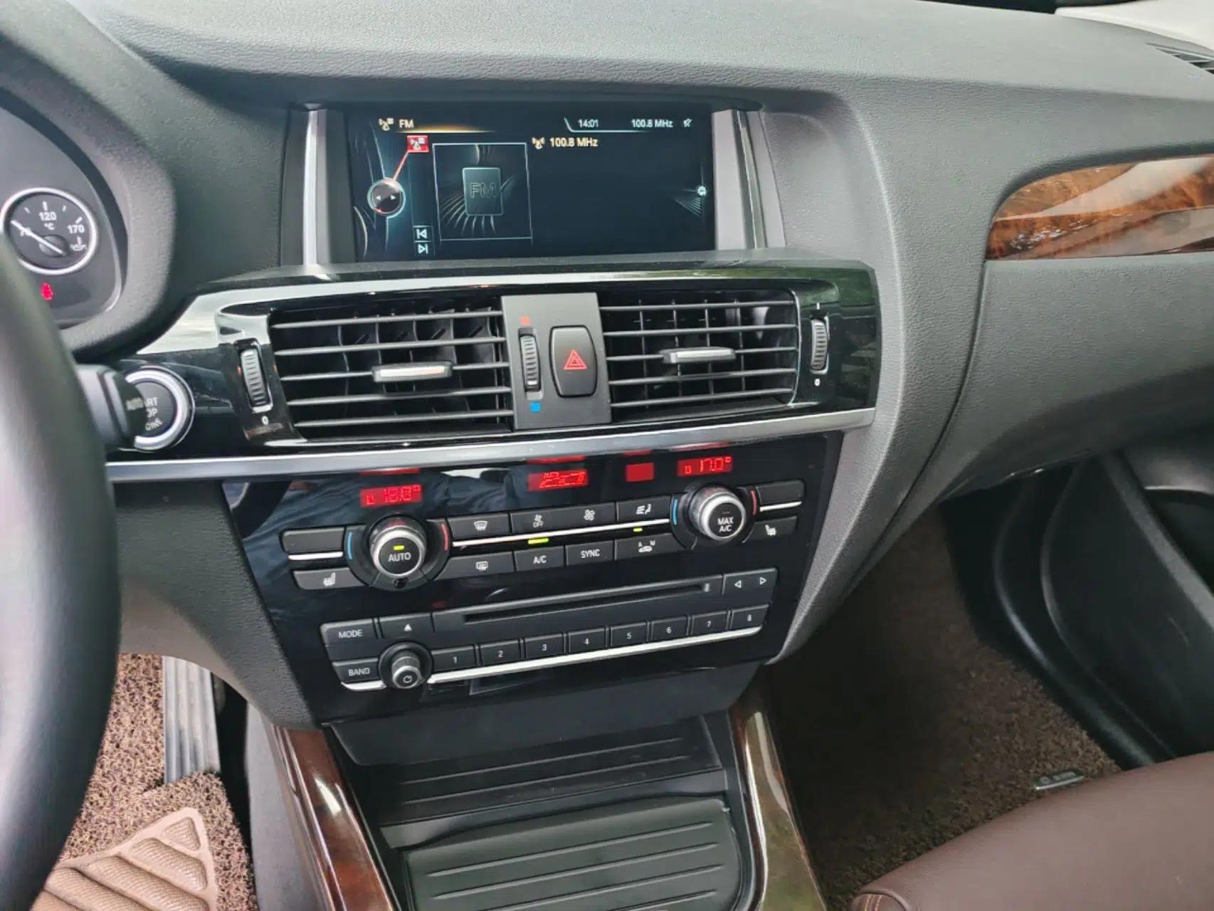 BMW X3 2014 xDrive20i X Design Package — миниатюра 15