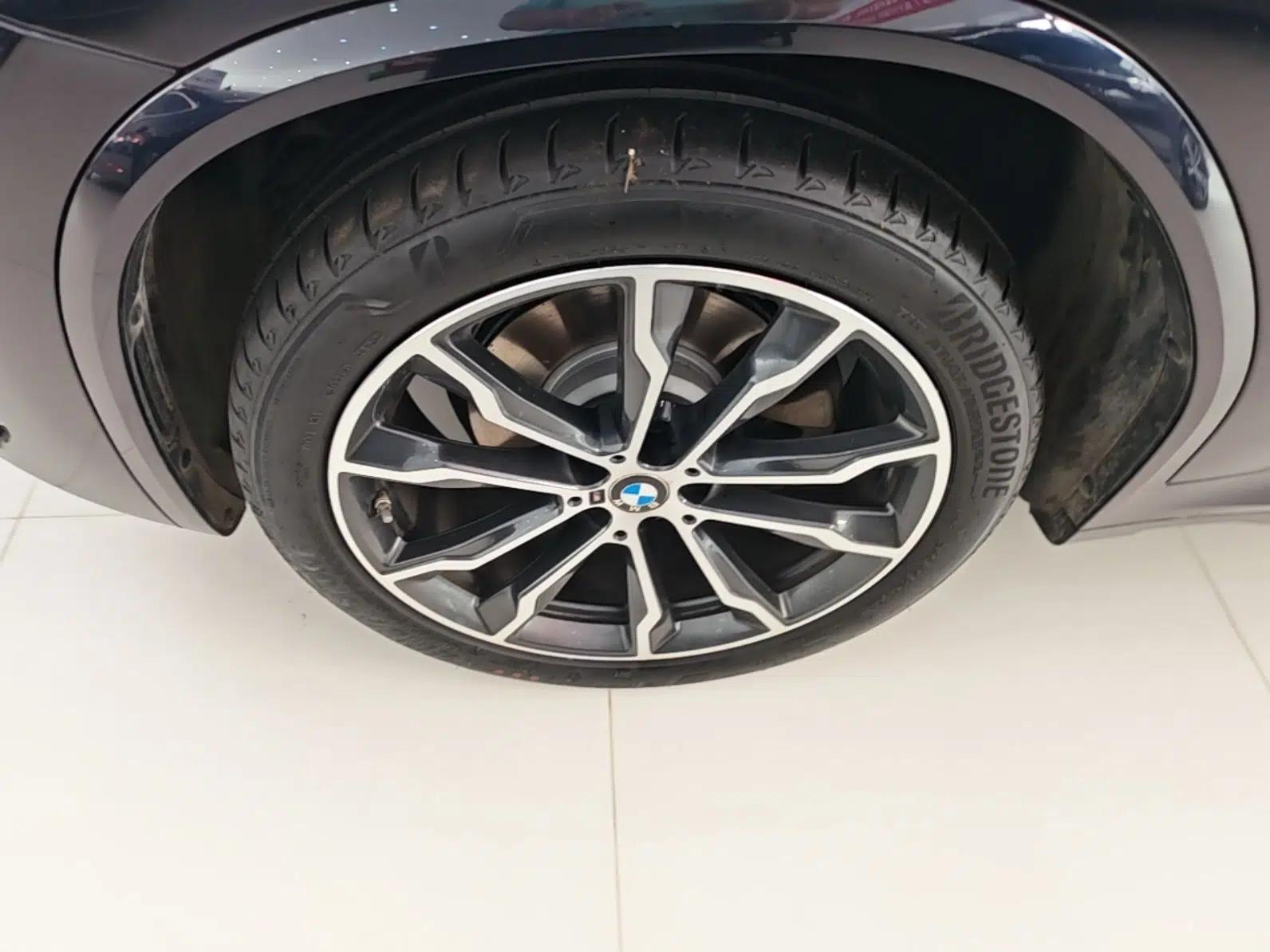 BMW X3 2022 xDrive30i Luxury Model M Night Sky Package — миниатюра 10