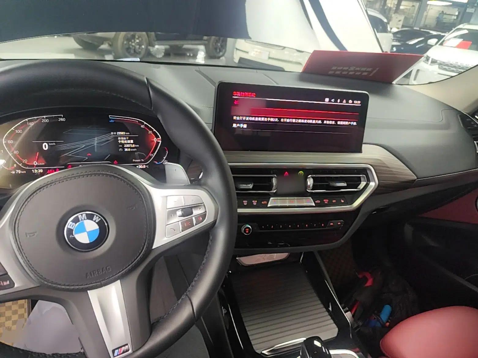 BMW X3 2023 Restyled xDrive30i Leading Edition M Night Sky Package — миниатюра 12