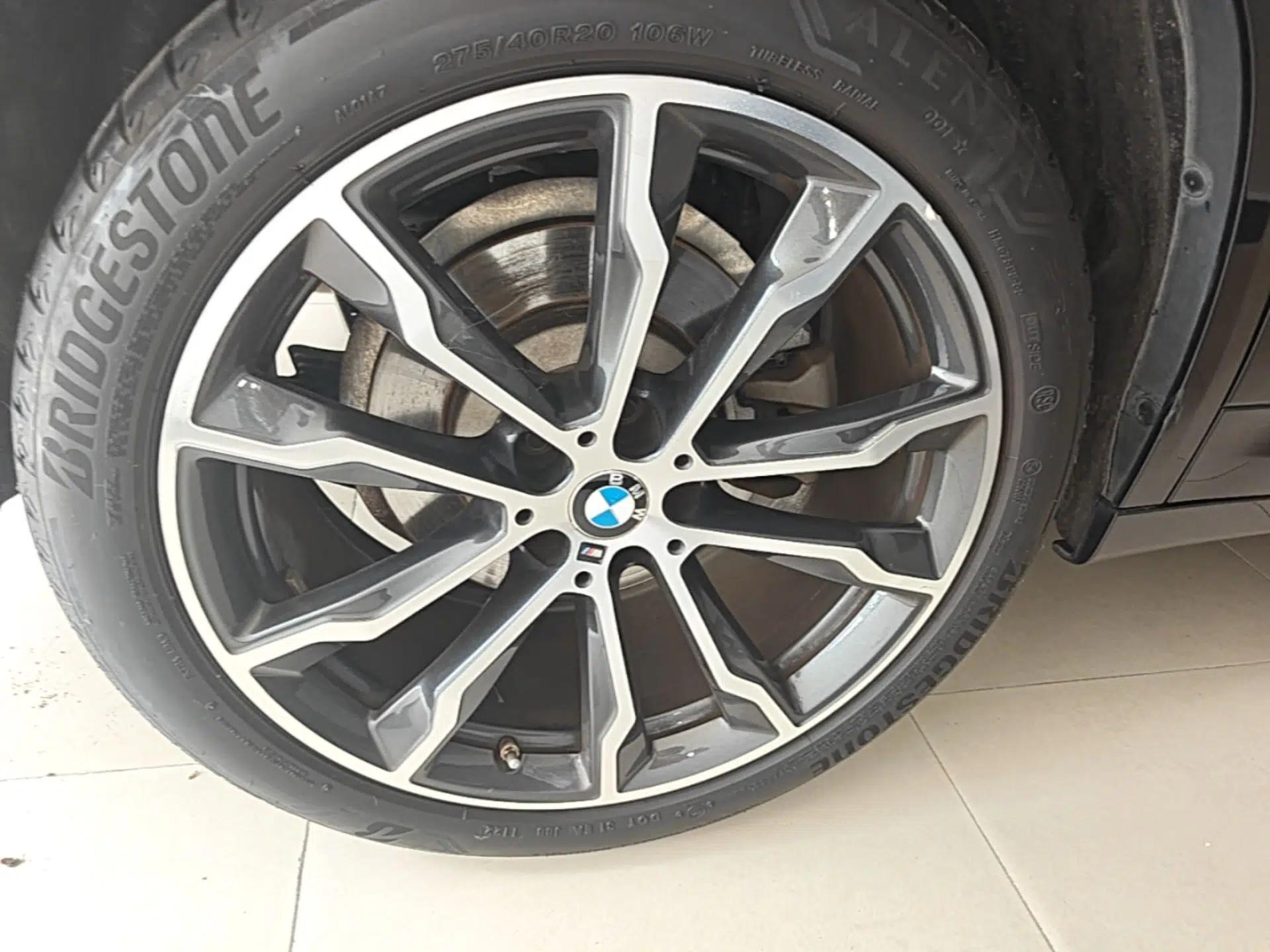 BMW X3 2022 Facelift xDrive30i Luxury Edition M Night Edition Package — миниатюра 11