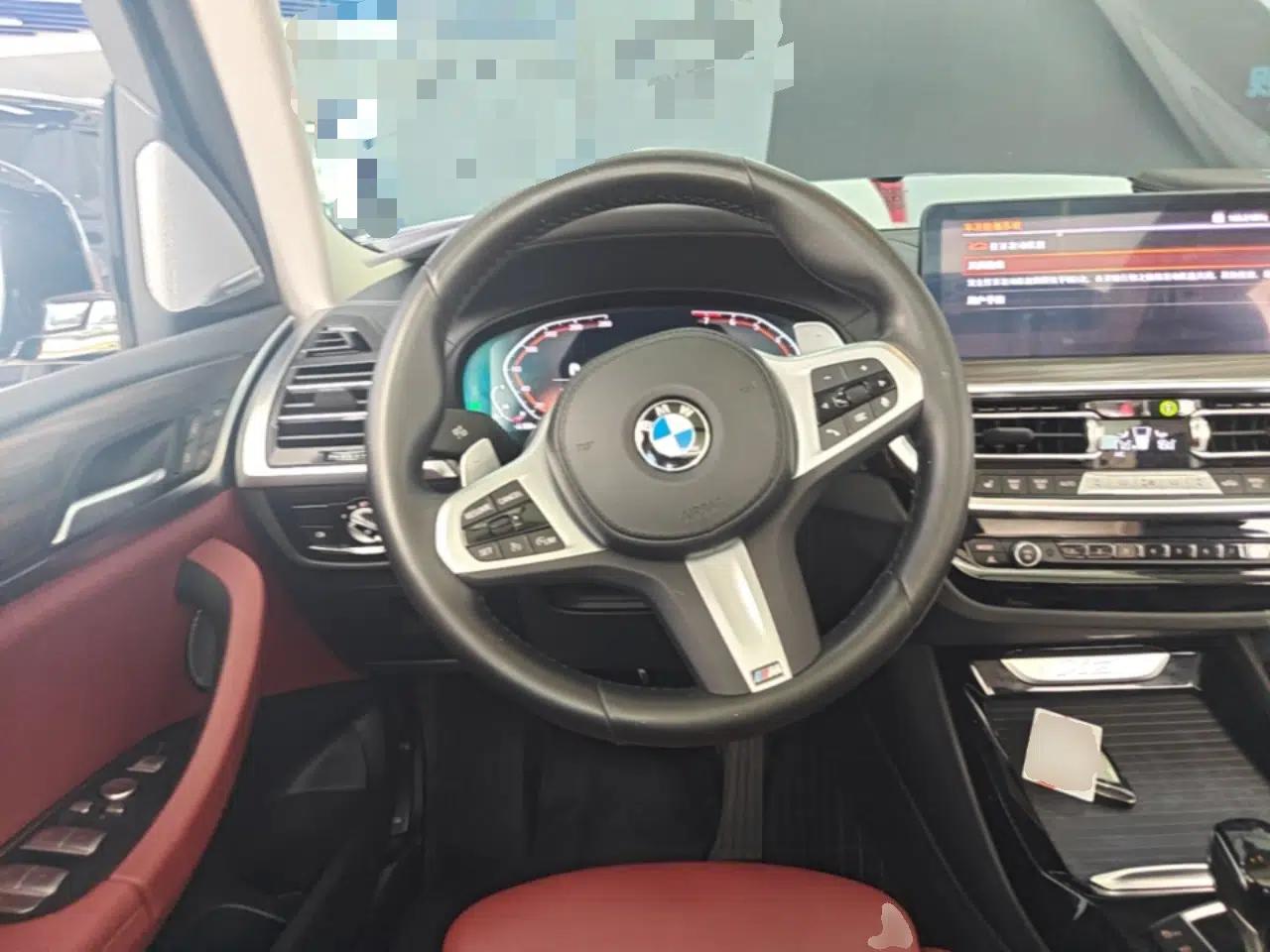 BMW X3 2022 Facelift xDrive30i Luxury Edition M Night Edition Package — миниатюра 13