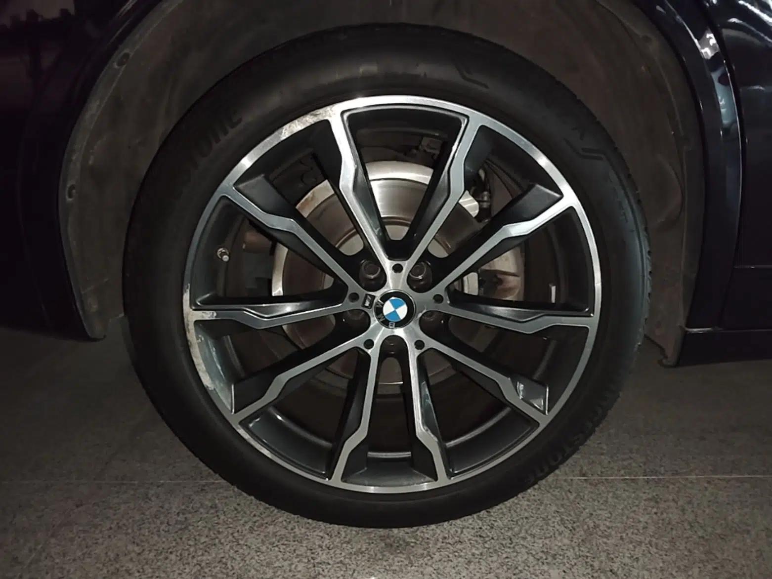 BMW X3 2022 xDrive30i Luxury Model M Night Sky Package — миниатюра 11