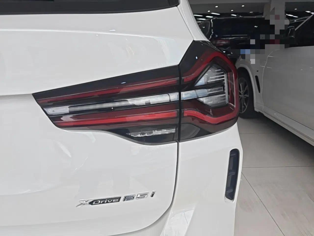 BMW X3 2022 Restyled xDrive25i M Sport Package — миниатюра 9
