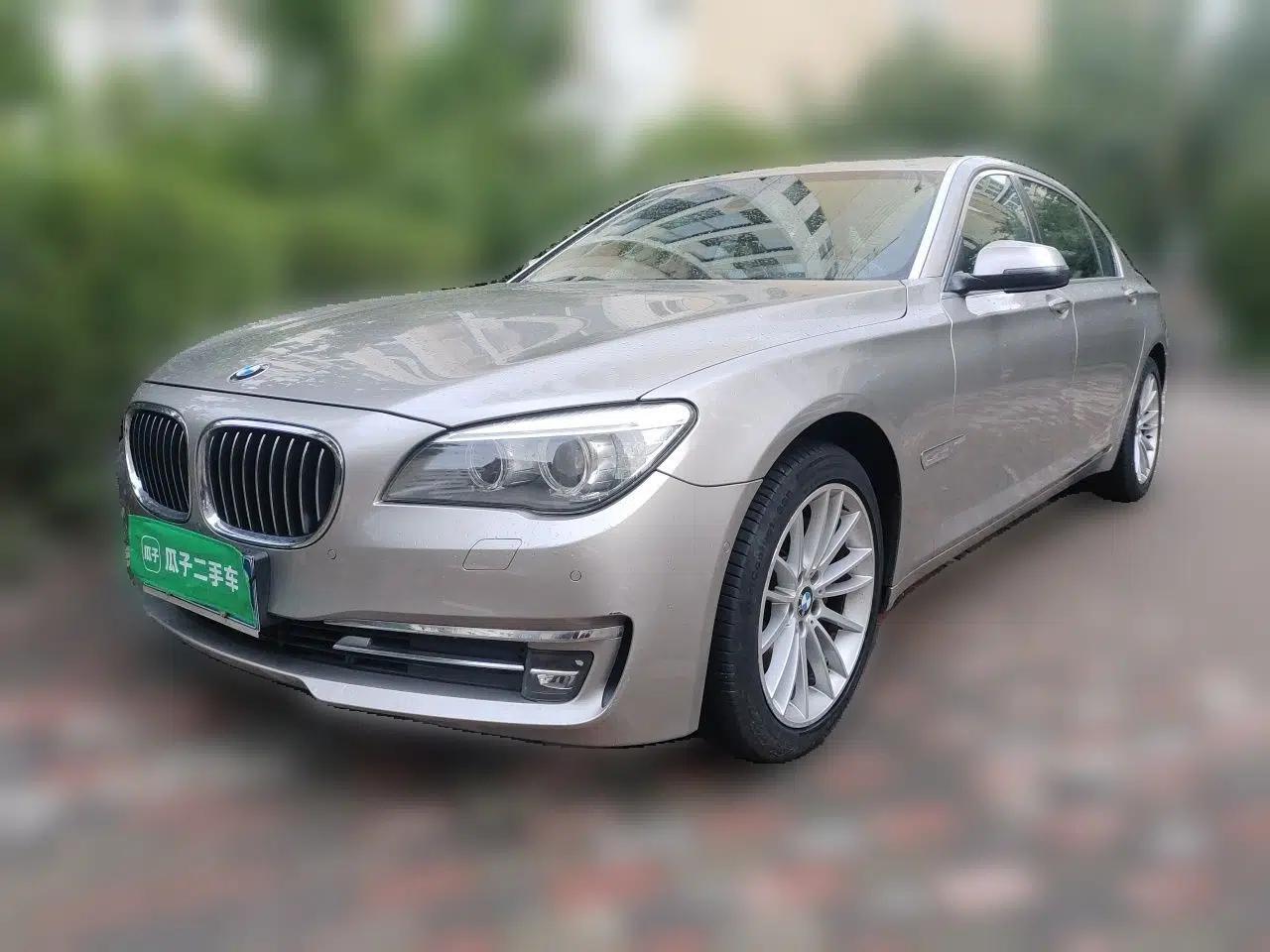 BMW 7 Series 2014 730Li Premium Edition — миниатюра 1