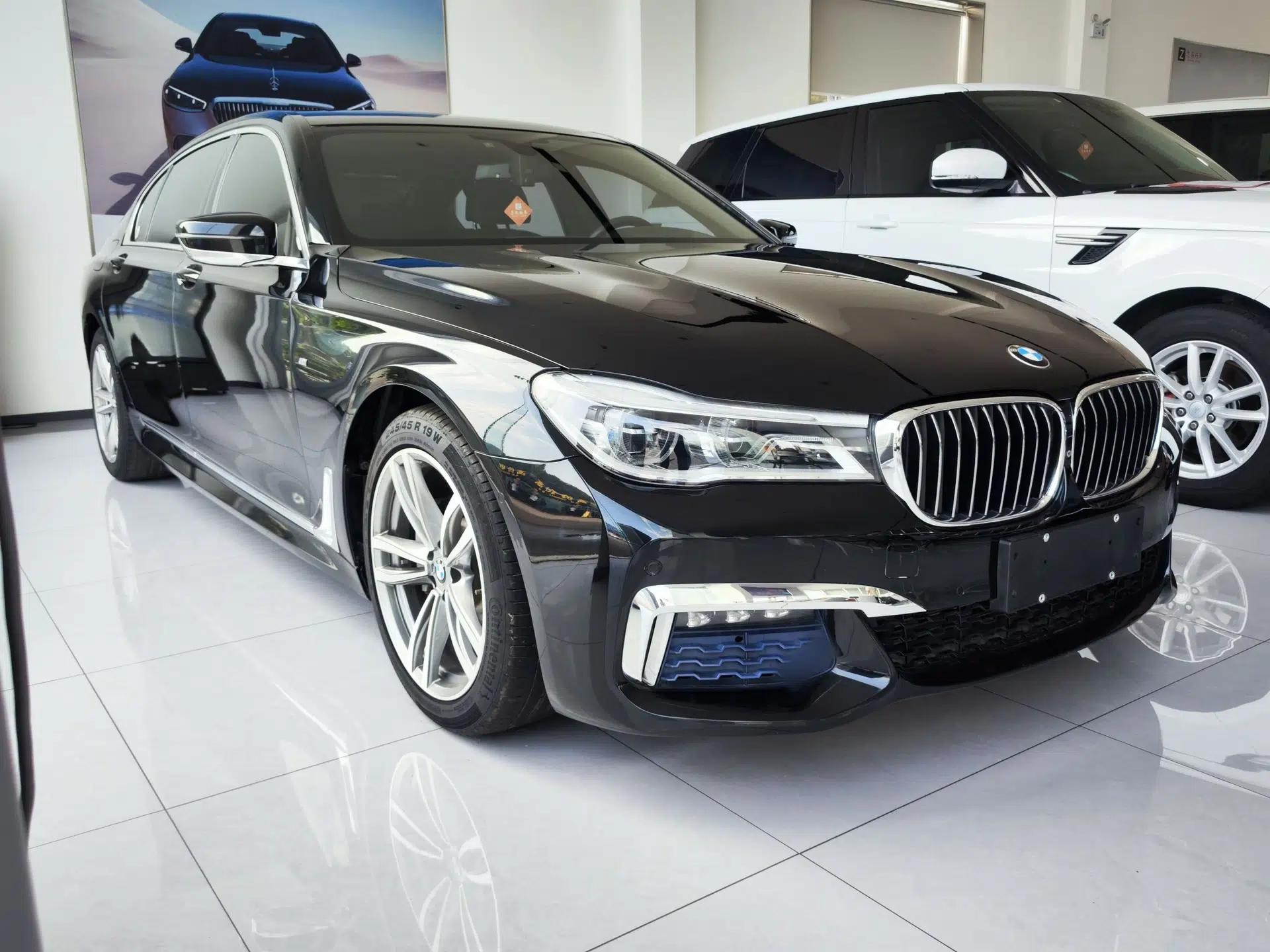 BMW 7 Series 2018 730Li Luxury Edition M Sport Package — миниатюра 3