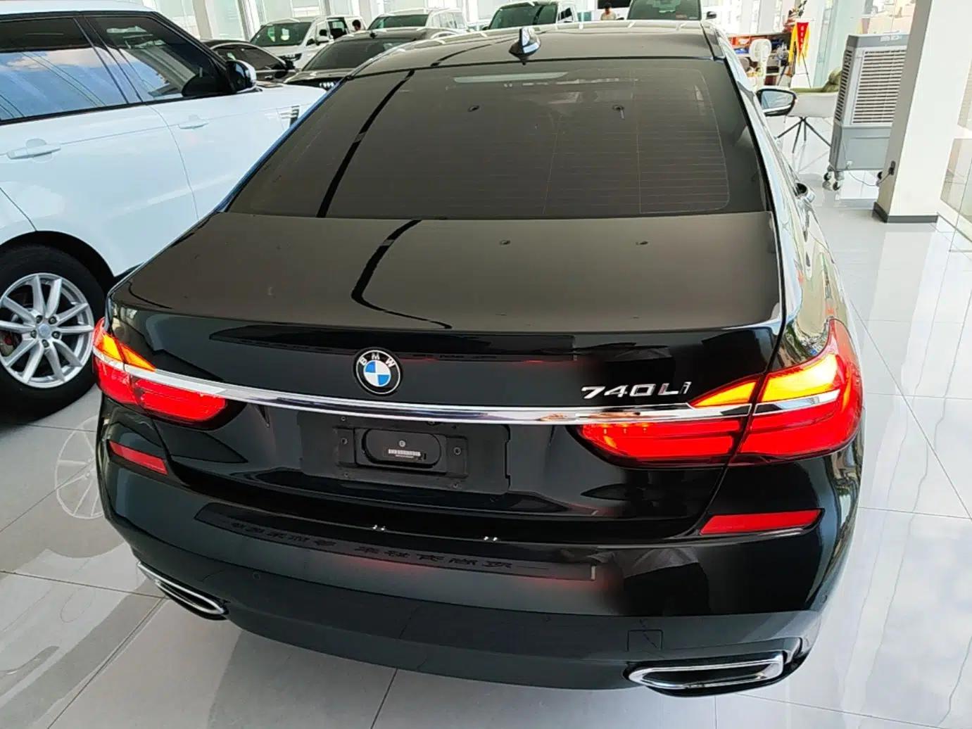 BMW 7 Series 2018 730Li Luxury Edition M Sport Package — миниатюра 5