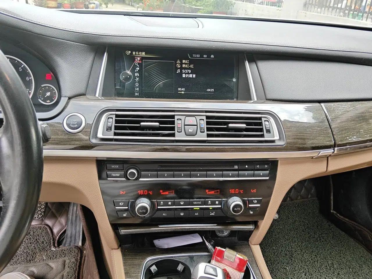 BMW 7 Series 2013 730Li Luxury Model — миниатюра 13
