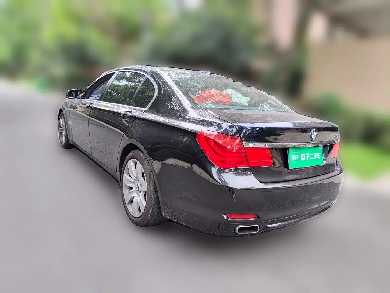 BMW 7 Series 2011 750Li xDrive — миниатюра 4