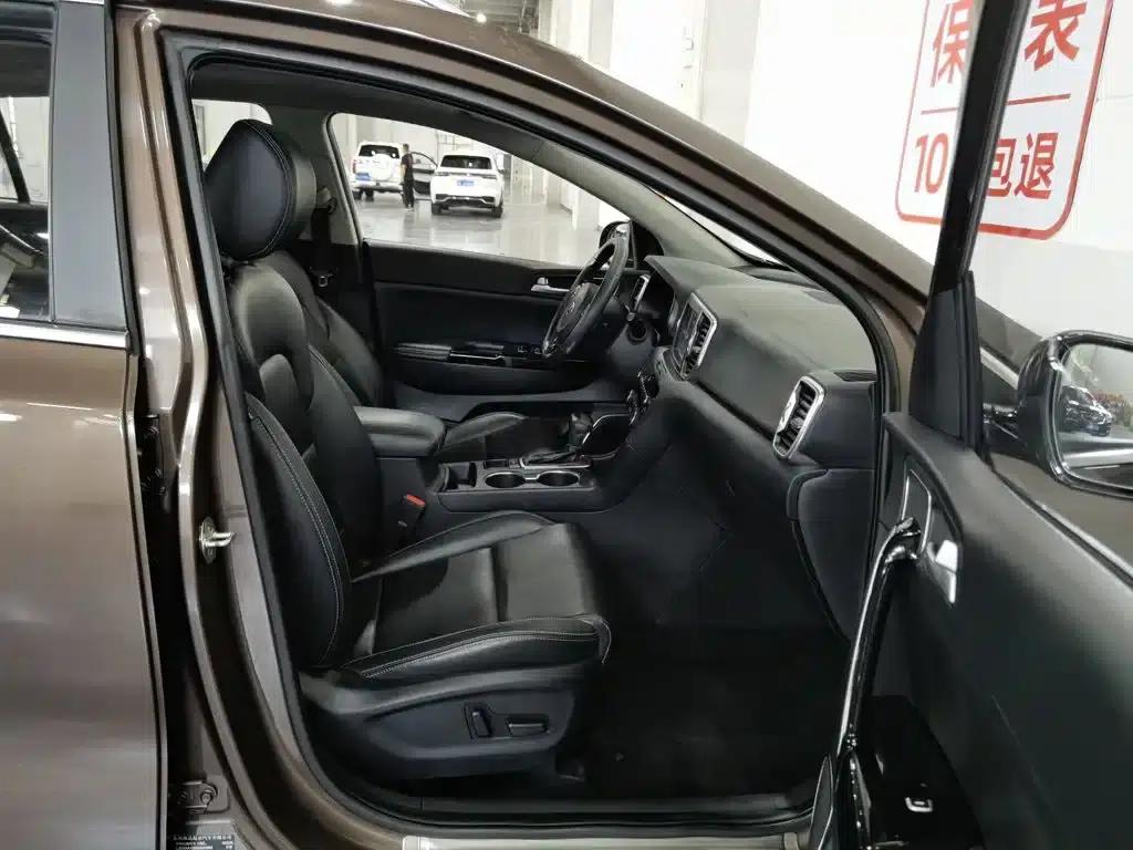 Kia KX5 2016 1.6T Automatic 2WD DLX — миниатюра 23