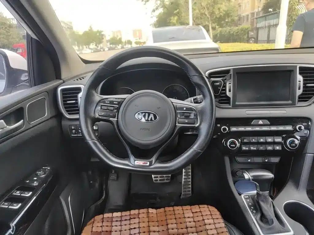Kia KX5 2016 1.6T Automatic 2WD DLX — миниатюра 3