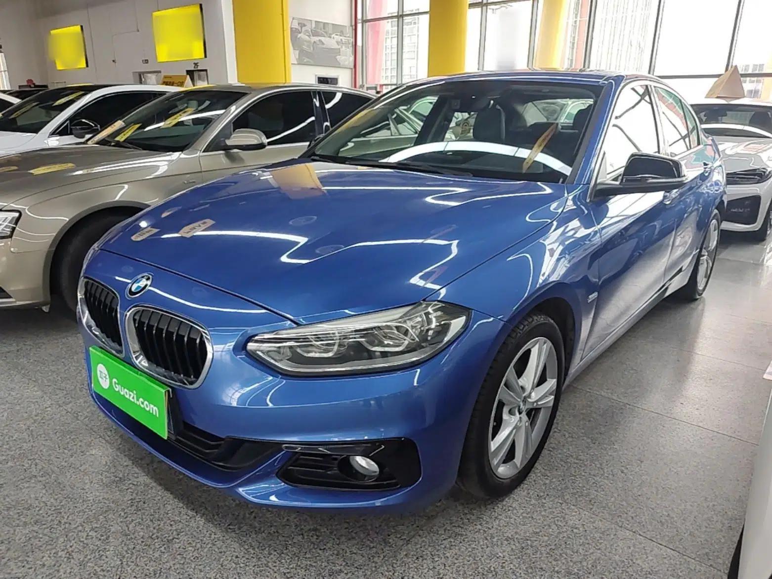BMW 1 Series 2017 118i Design Package Model — миниатюра 1