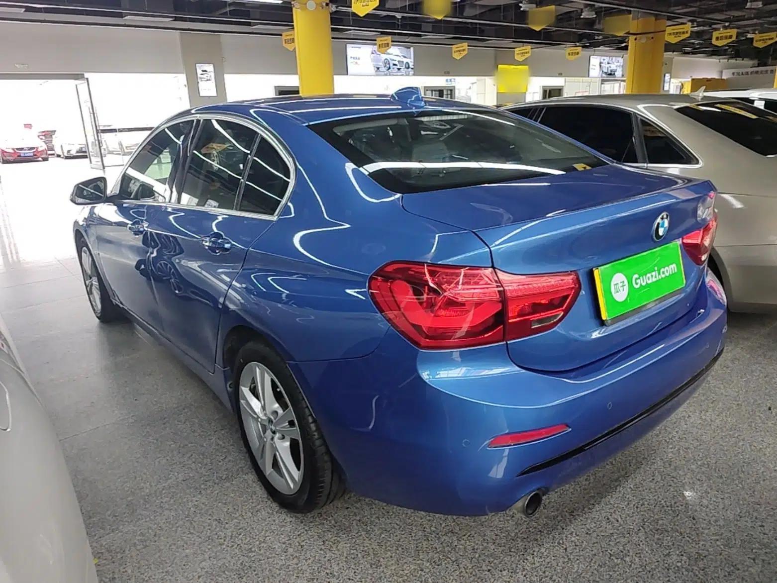 BMW 1 Series 2017 118i Design Package Model — миниатюра 13