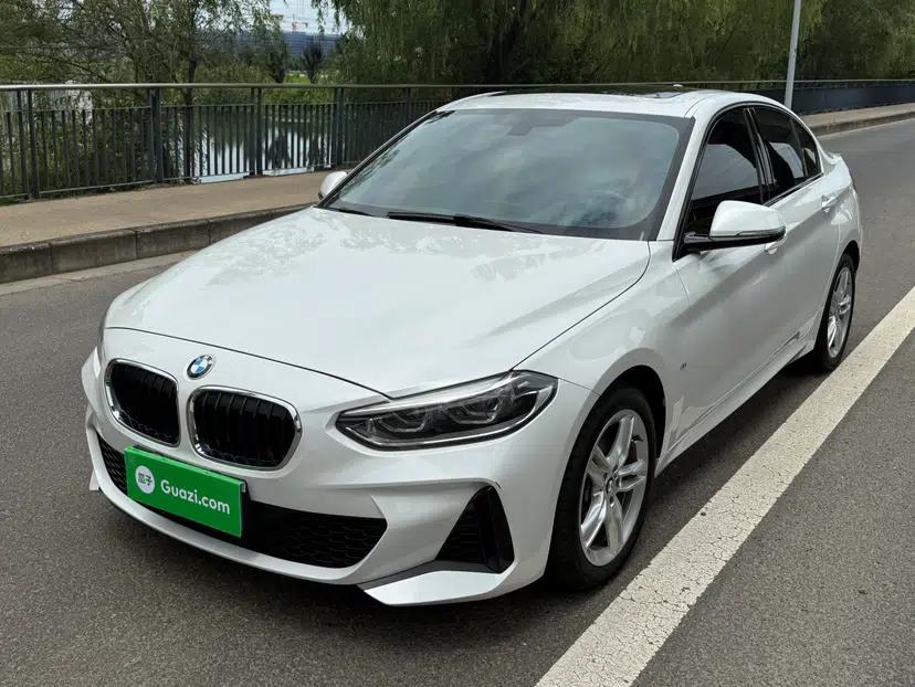 BMW 1 Series 2019 118i M Sport Package — миниатюра 1