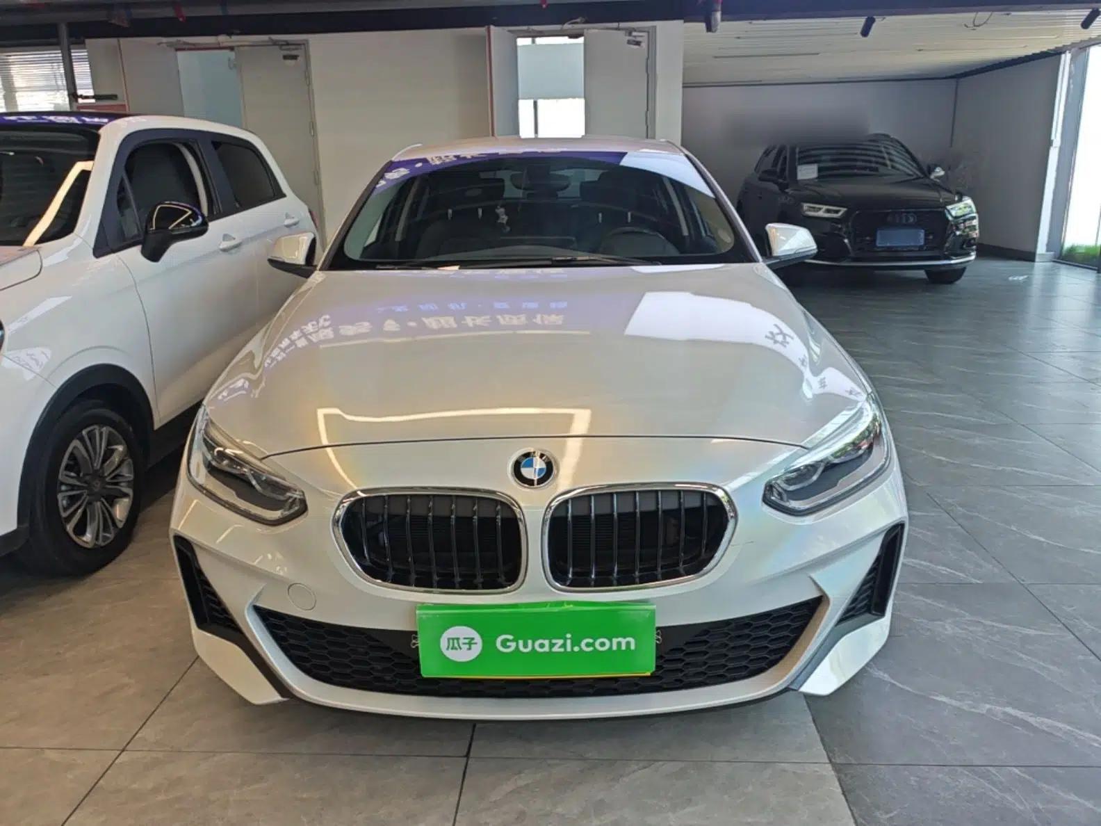 BMW 1 Series 2022 120i M Sport Edition — миниатюра 2