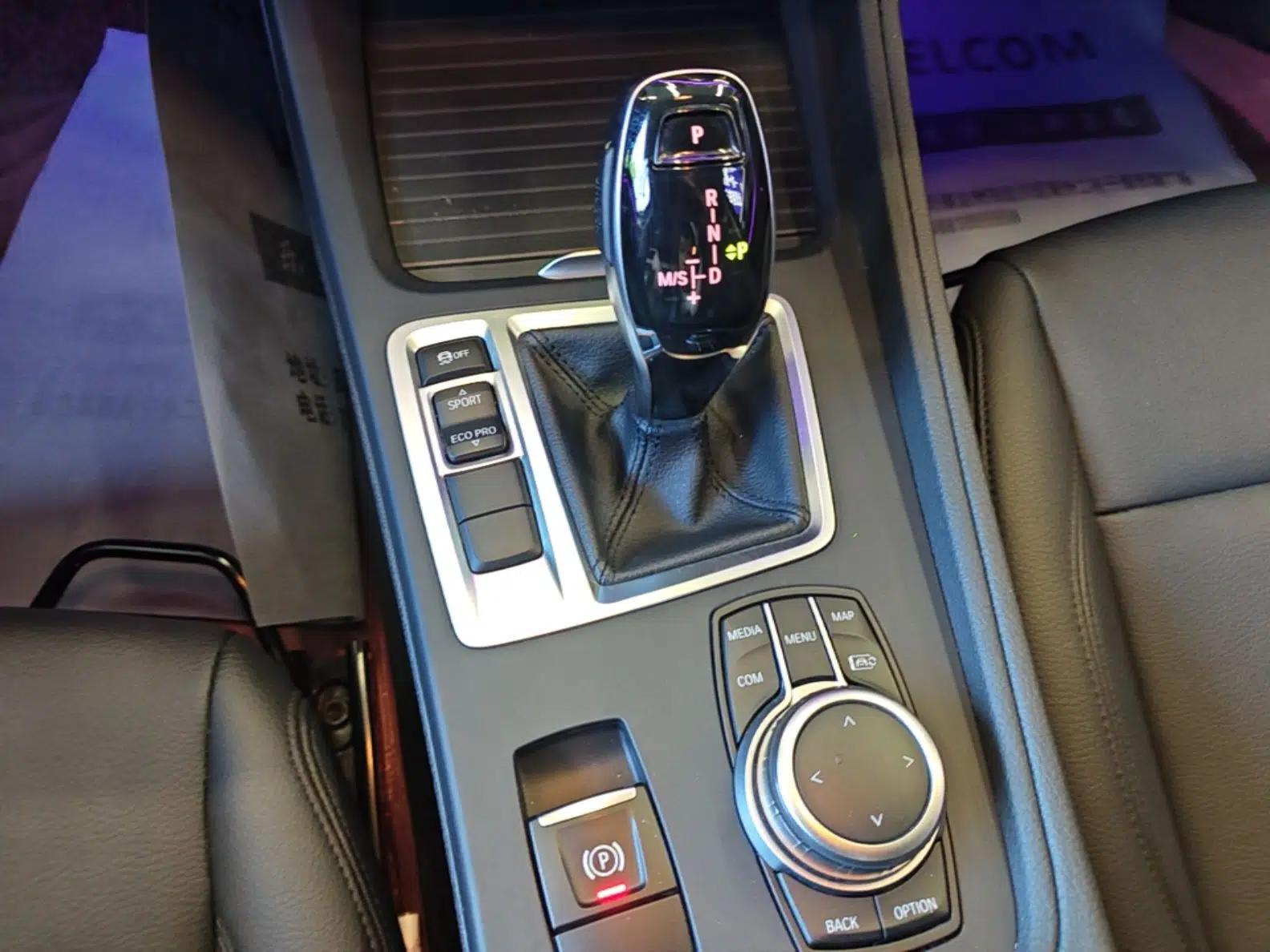 BMW 1 Series 2022 120i M Sport Edition — миниатюра 16