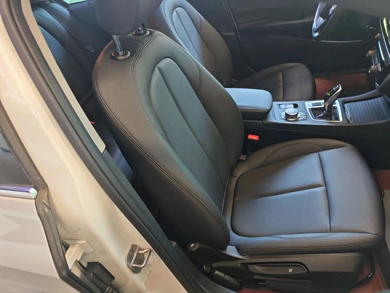 BMW 1 Series 2022 120i M Sport Edition — миниатюра 19