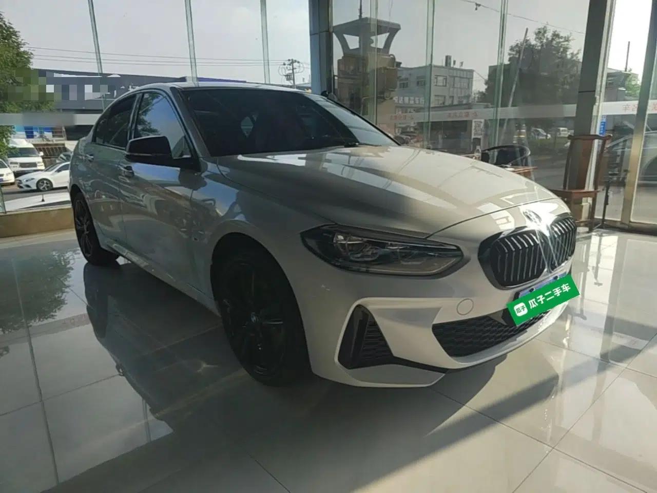 BMW 1 Series 2021 Restyled 125i M Sport Night Edition — миниатюра 12