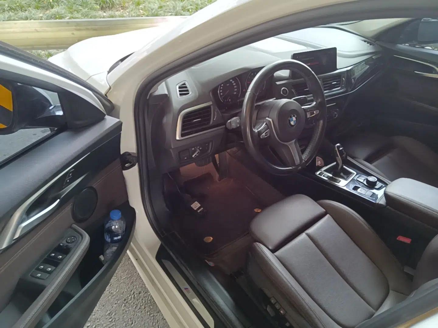 BMW 1 Series 2020 120i M Sport Package — миниатюра 18