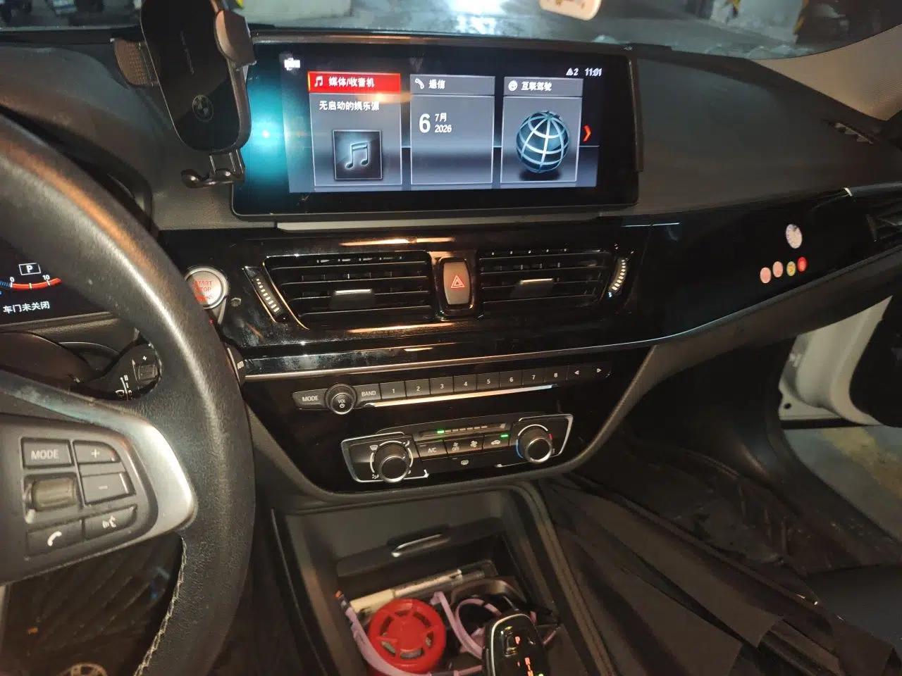 BMW 1 Series 2021 Revised 120i M Sport Edition — миниатюра 13