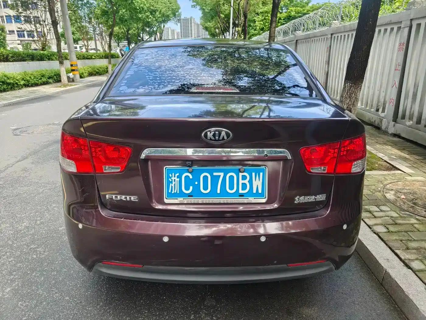 2012 Forte 1.6L MT GL Commemorative Edition — миниатюра 4