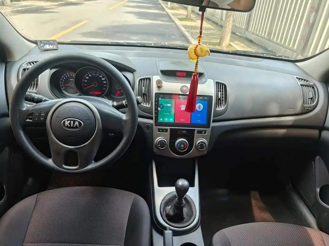 2012 Forte 1.6L MT GL Commemorative Edition — миниатюра 6