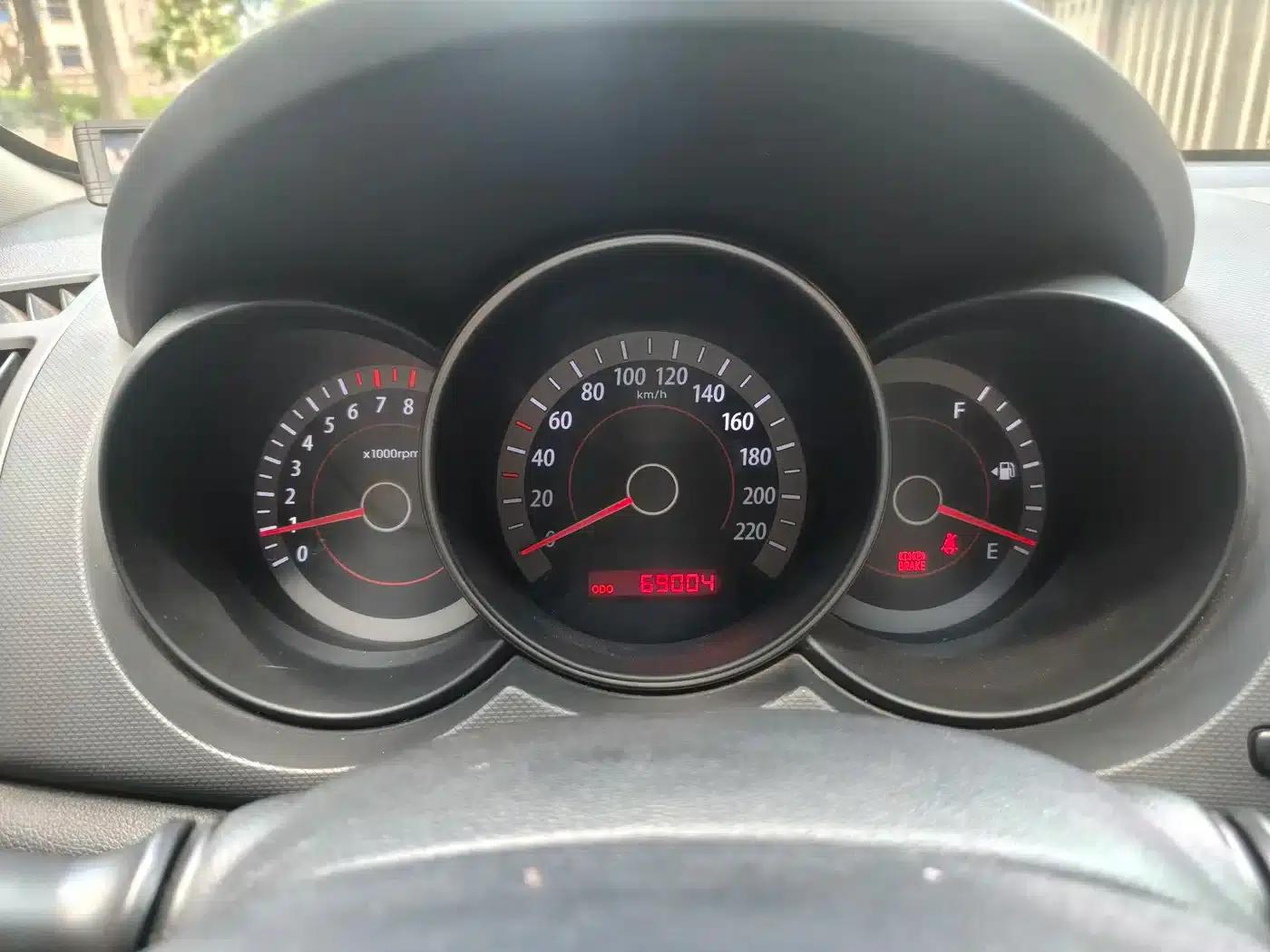2012 Forte 1.6L MT GL Commemorative Edition — миниатюра 9