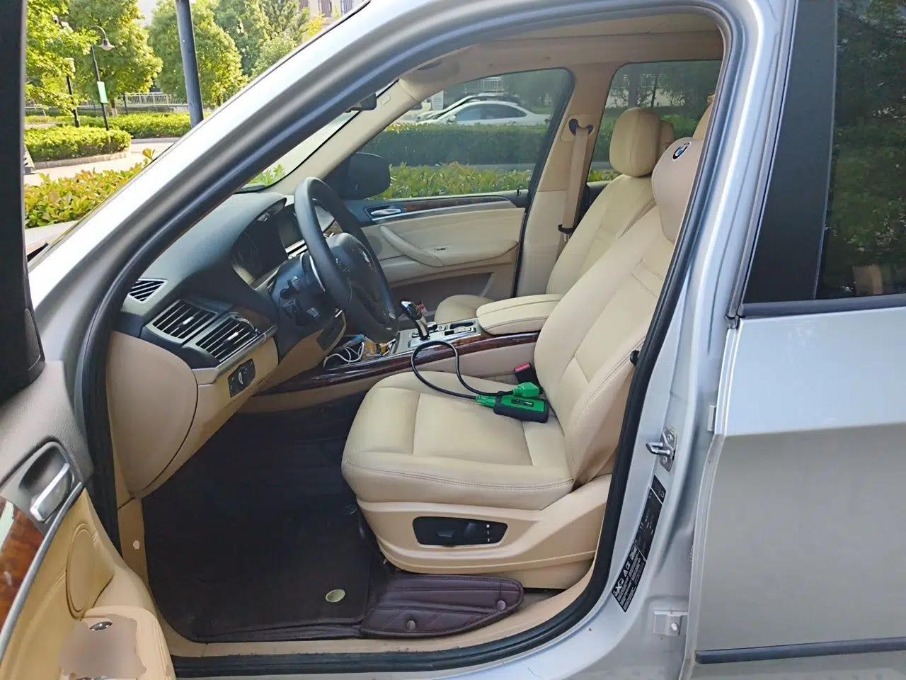 BMW X5 2011 xDrive35i Leading Model — миниатюра 15
