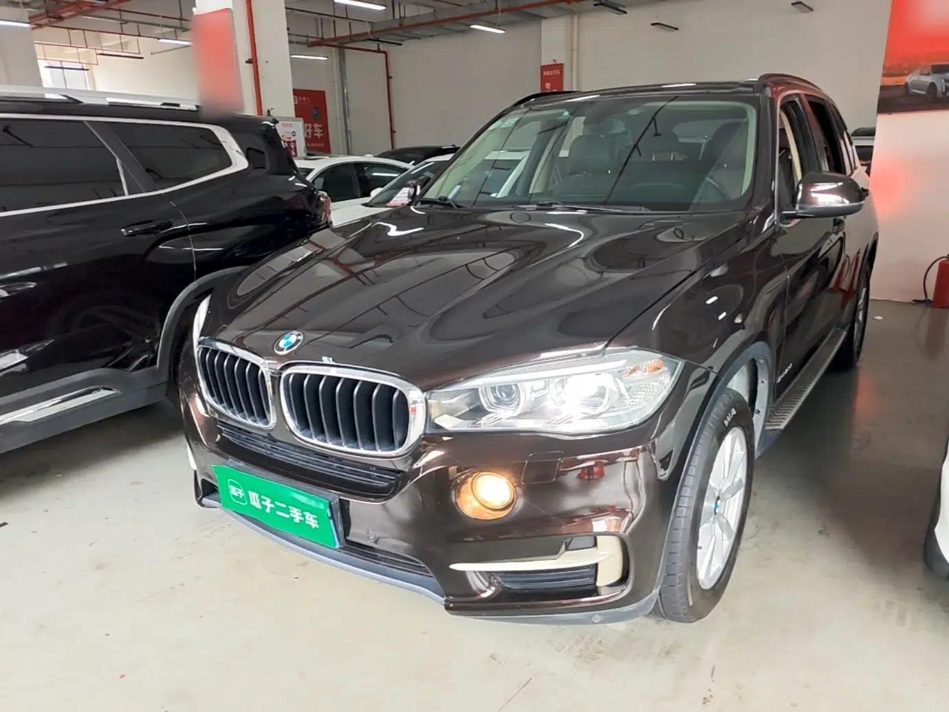 BMW X5 2015 xDrive28i — миниатюра 1