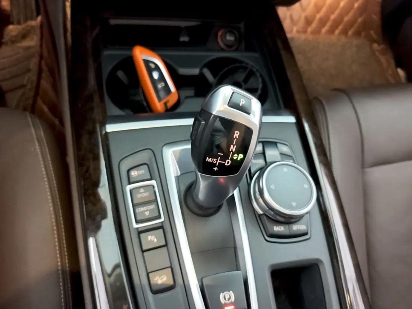 BMW X5 2015 xDrive28i — миниатюра 16