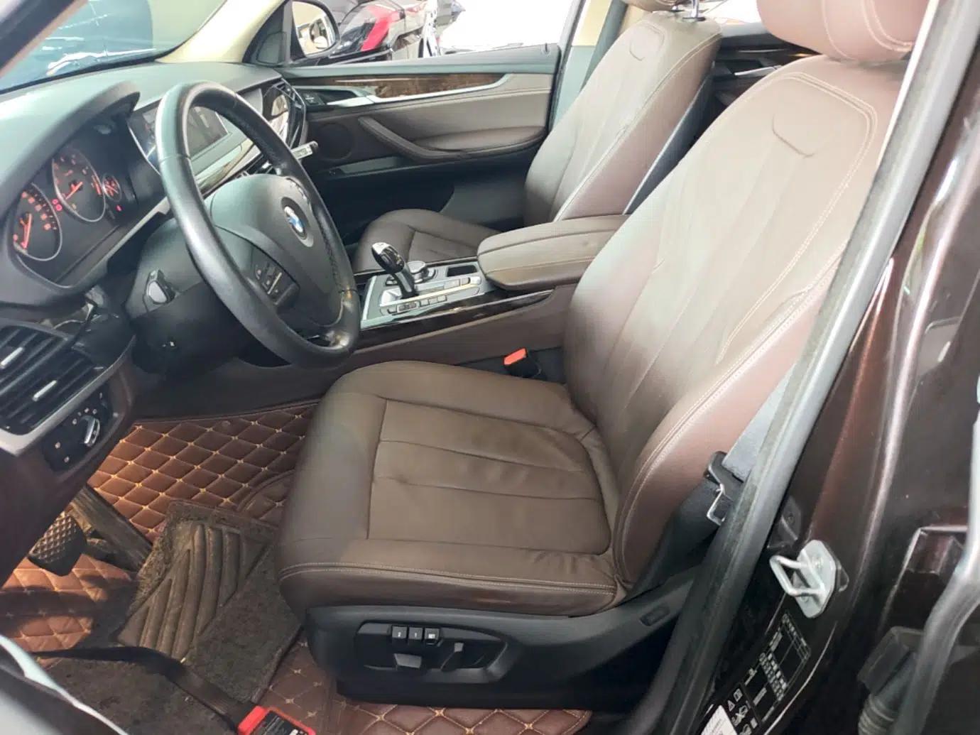 BMW X5 2015 xDrive28i — миниатюра 17