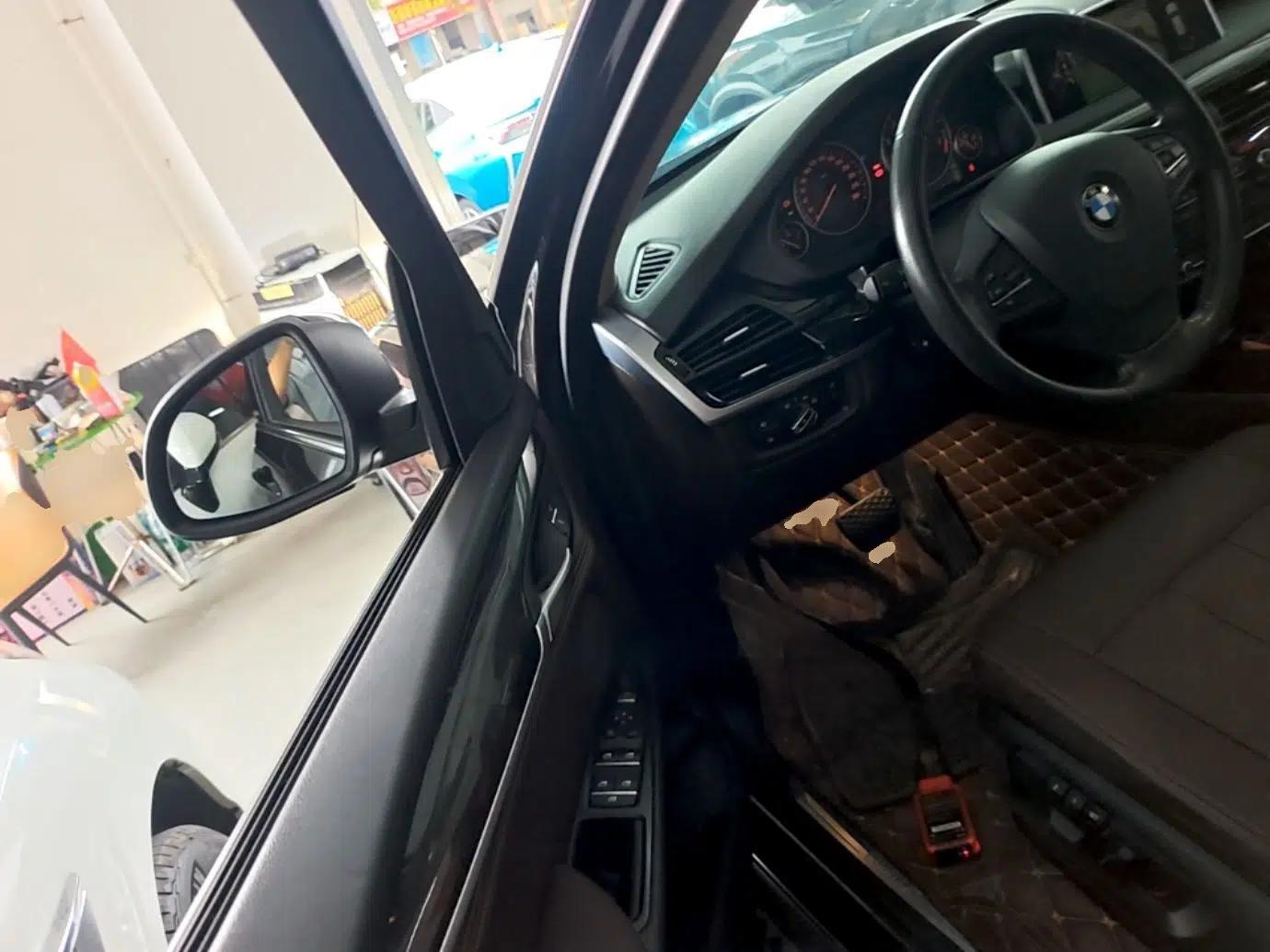 BMW X5 2015 xDrive28i — миниатюра 18