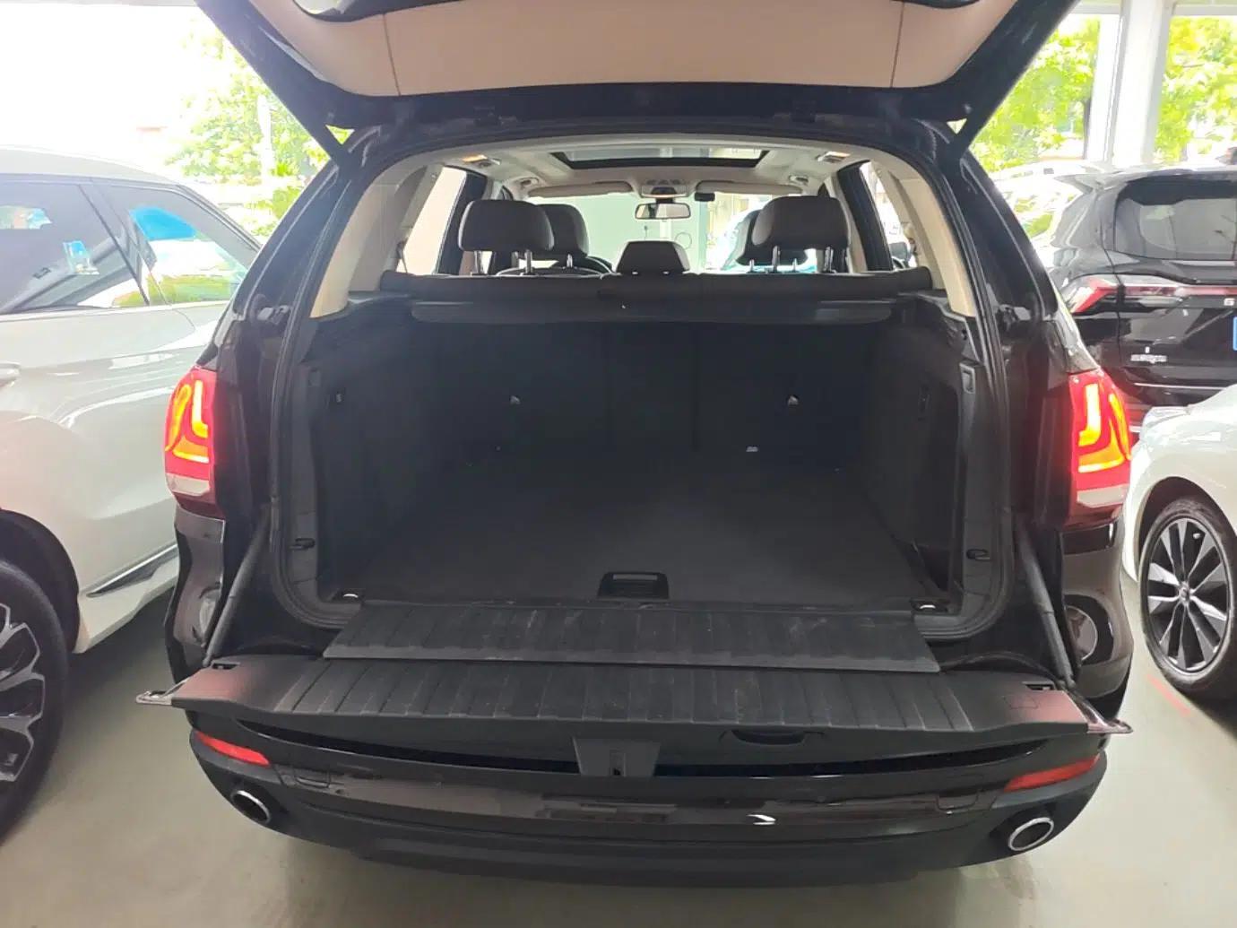 BMW X5 2015 xDrive28i — миниатюра 22