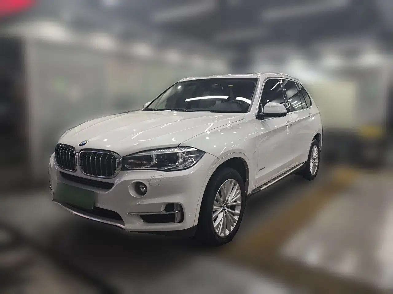 BMW X5 2017 xDrive28i — миниатюра 1