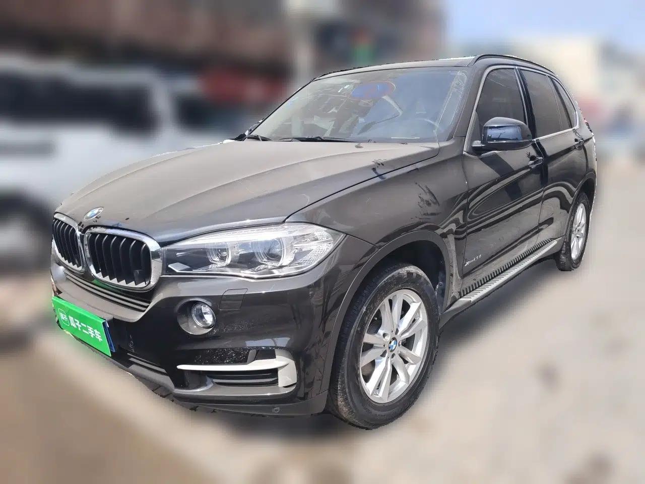 BMW X5 2015 xDrive28i — миниатюра 1