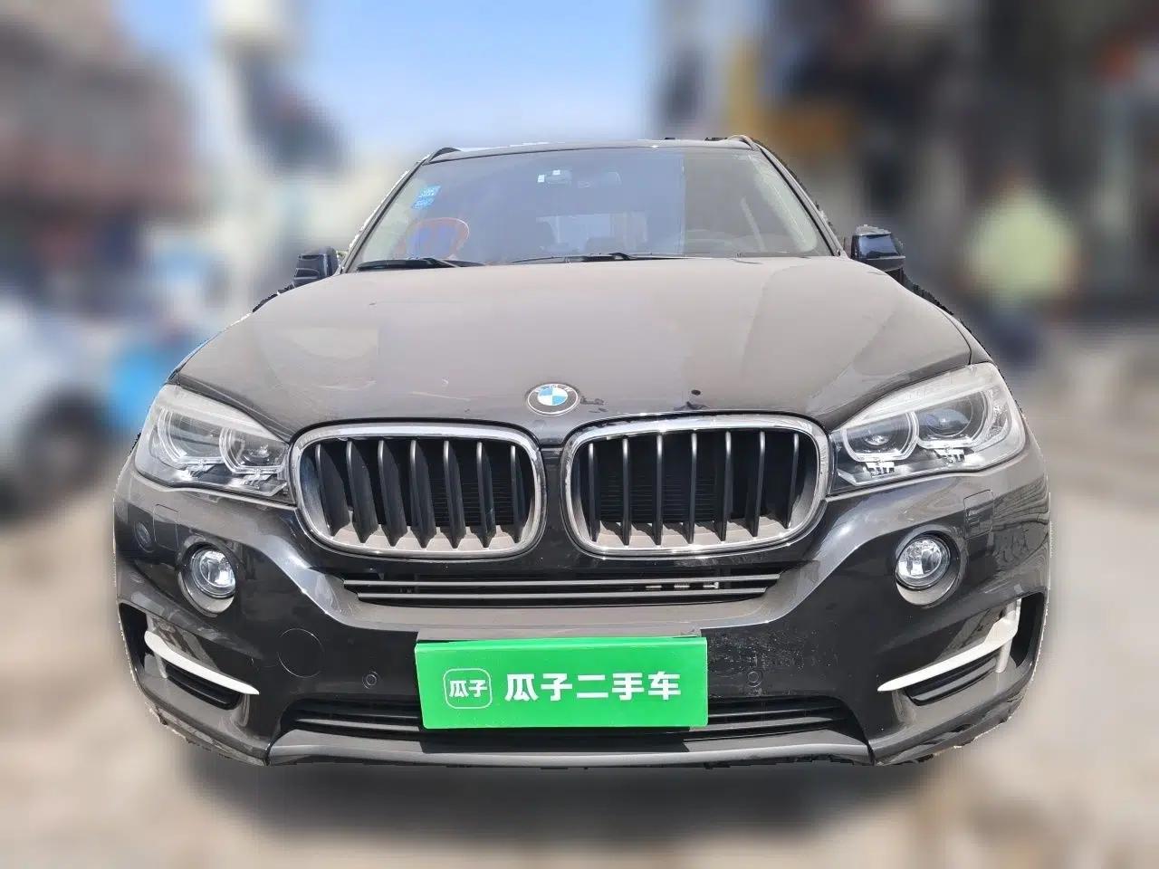 BMW X5 2015 xDrive28i — миниатюра 2