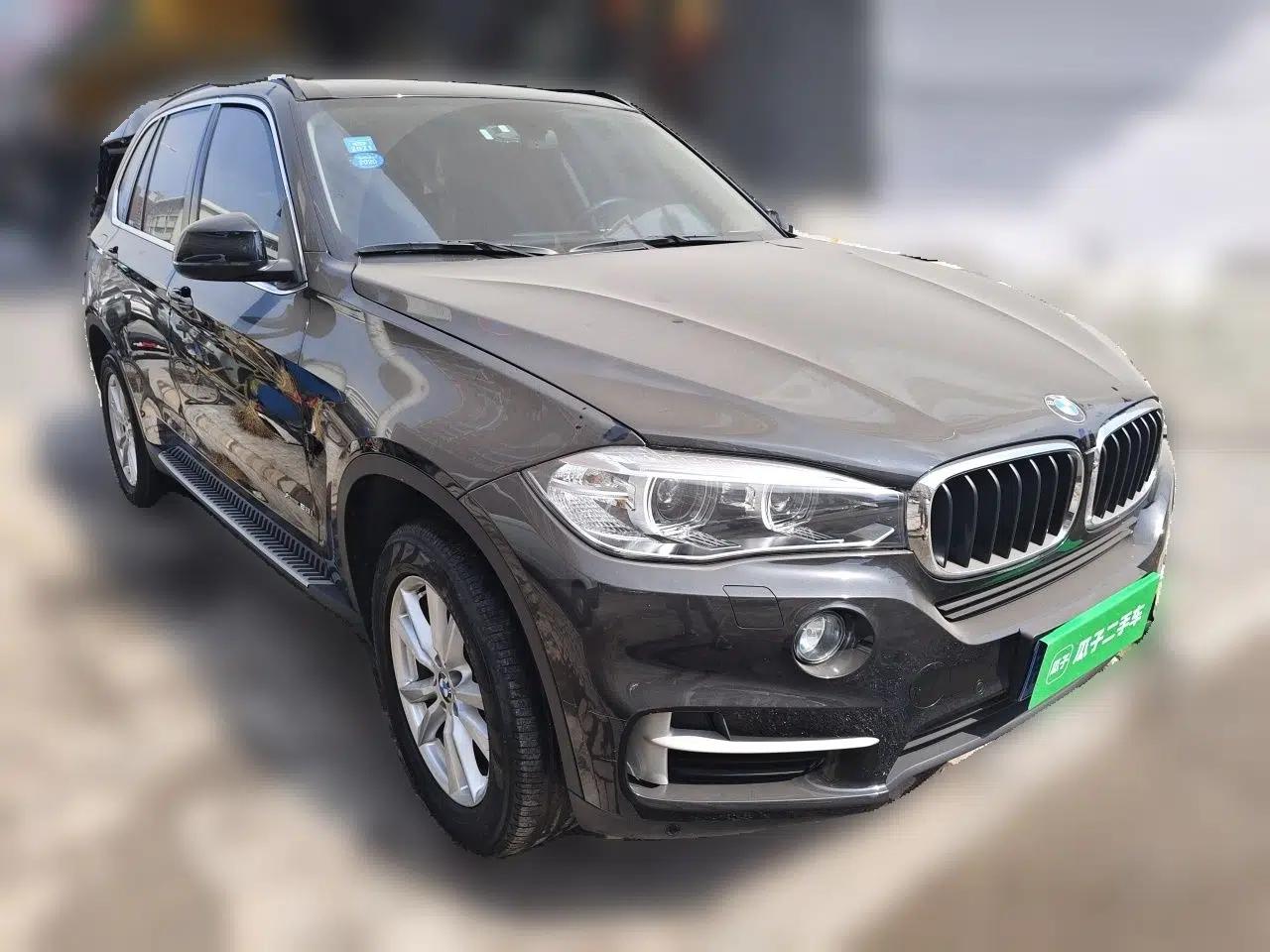BMW X5 2015 xDrive28i — миниатюра 3