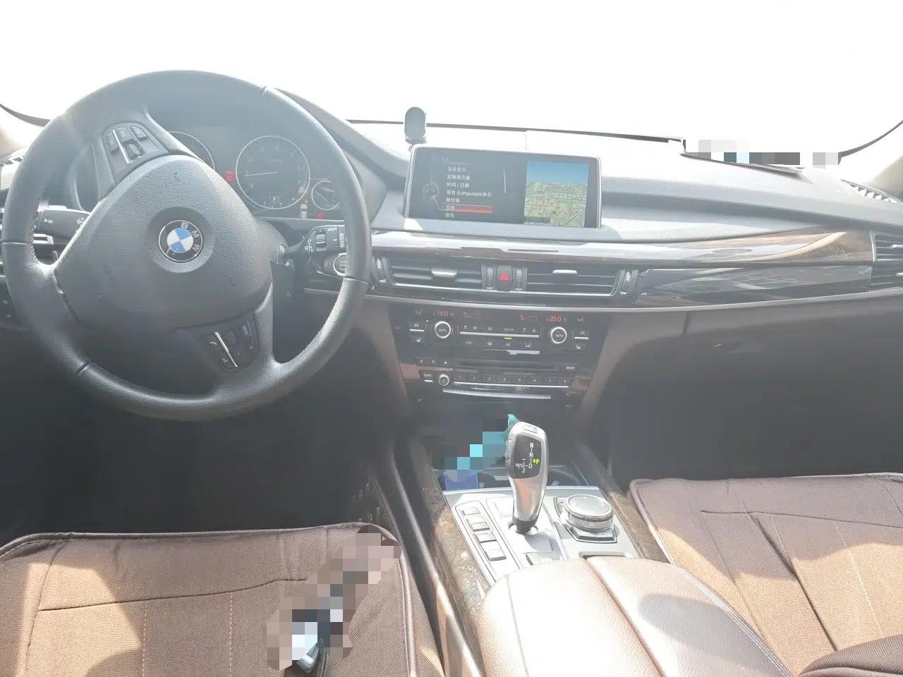 BMW X5 2015 xDrive28i — миниатюра 9