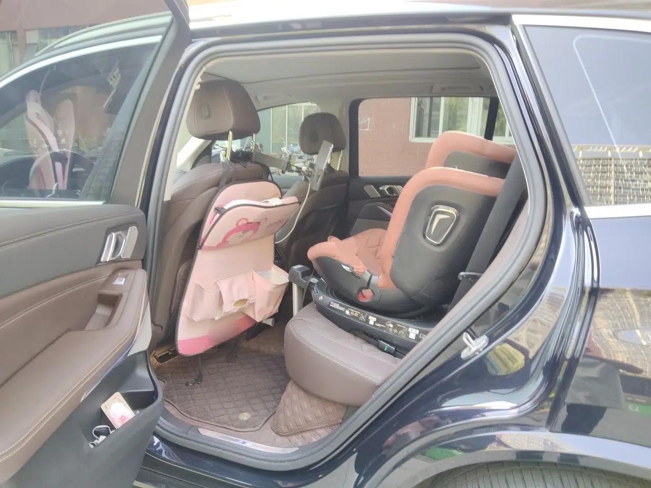 BMW X5 2022 xDrive 30Li M Sport Package — миниатюра 17