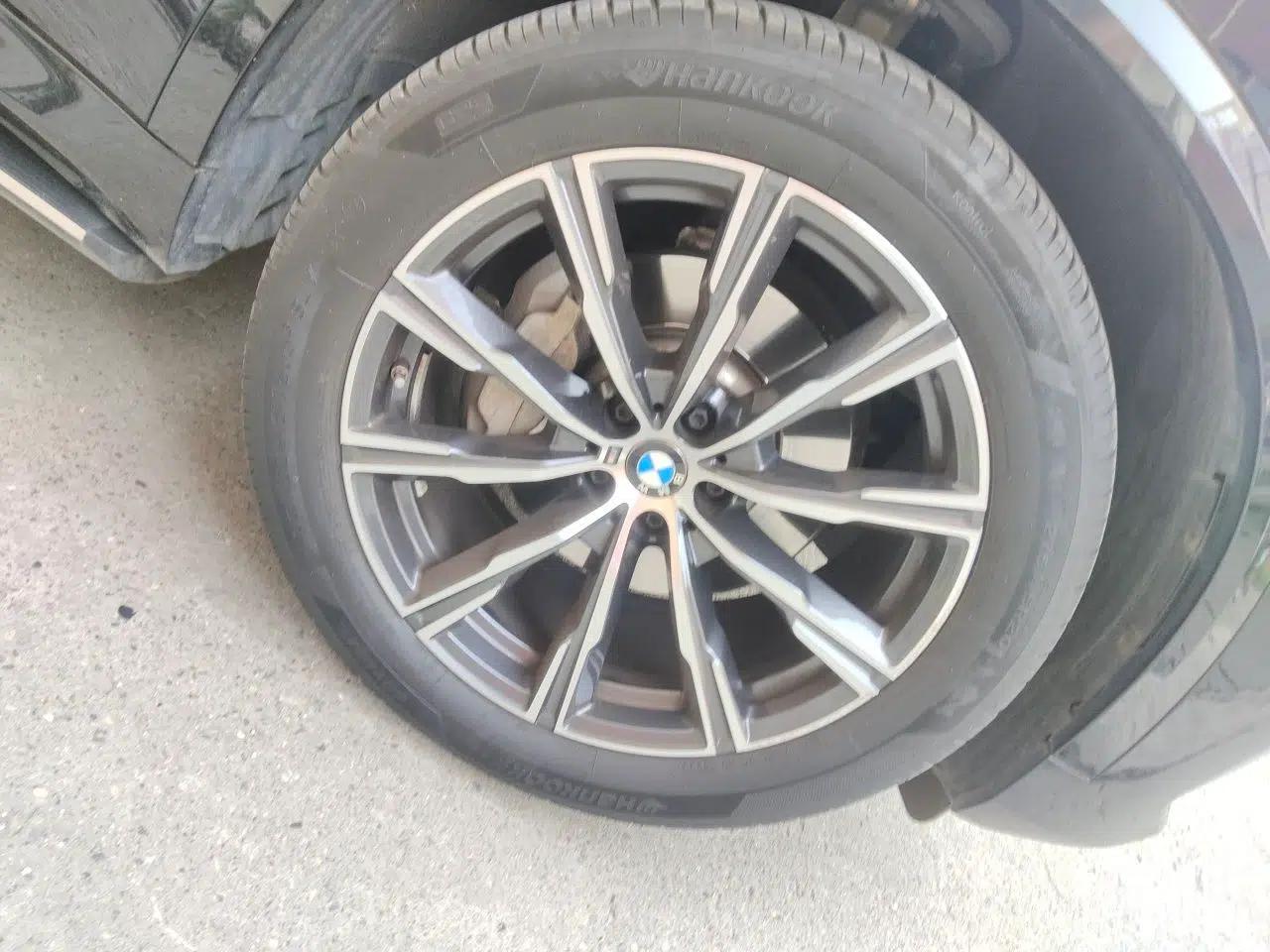 BMW X5 2022 xDrive 30Li M Sport Package — миниатюра 8