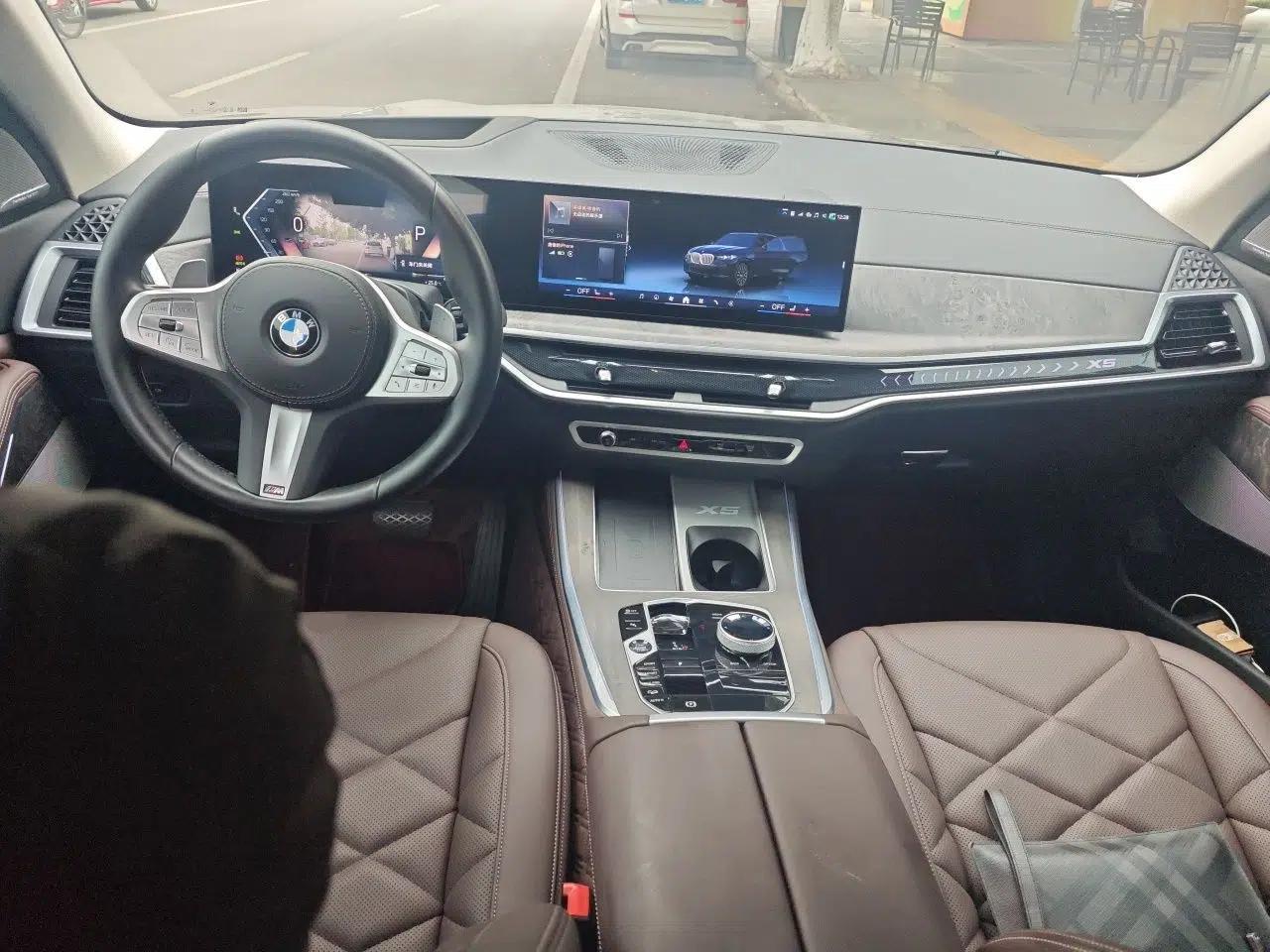 BMW X5 2023 xDrive 30Li Luxury M Sport Night Edition Package — миниатюра 9