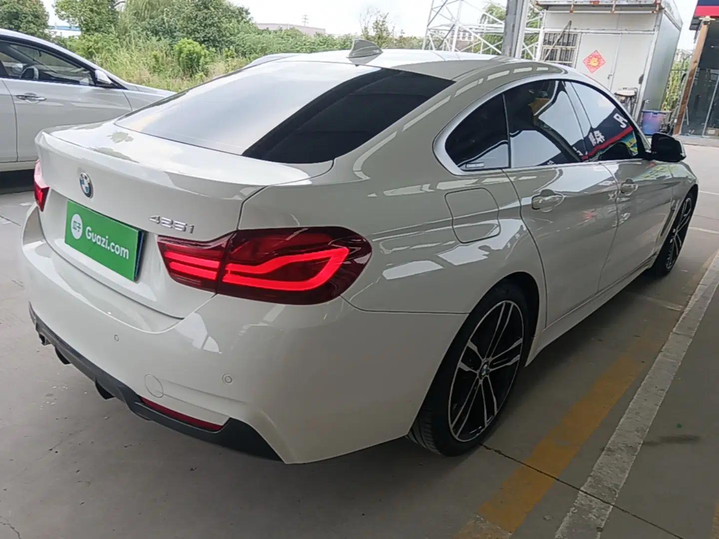 BMW 4 Series 2019 425i Gran Coupe M Sport Package — миниатюра 6