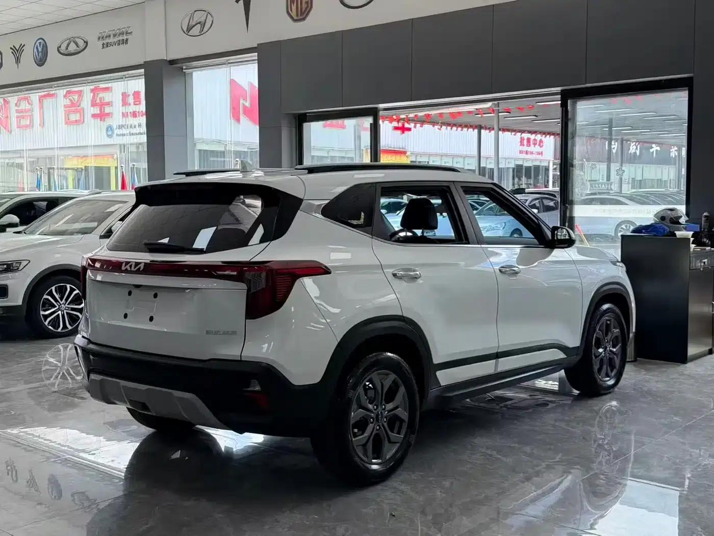 2023 Citroën Cytus 1.5L CVT Luxury Edition — миниатюра 4