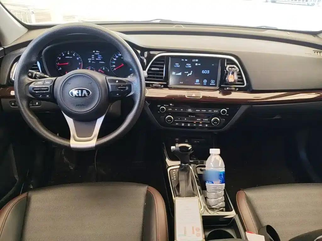 K5 2017 1.8L Automatic GLS — миниатюра 10
