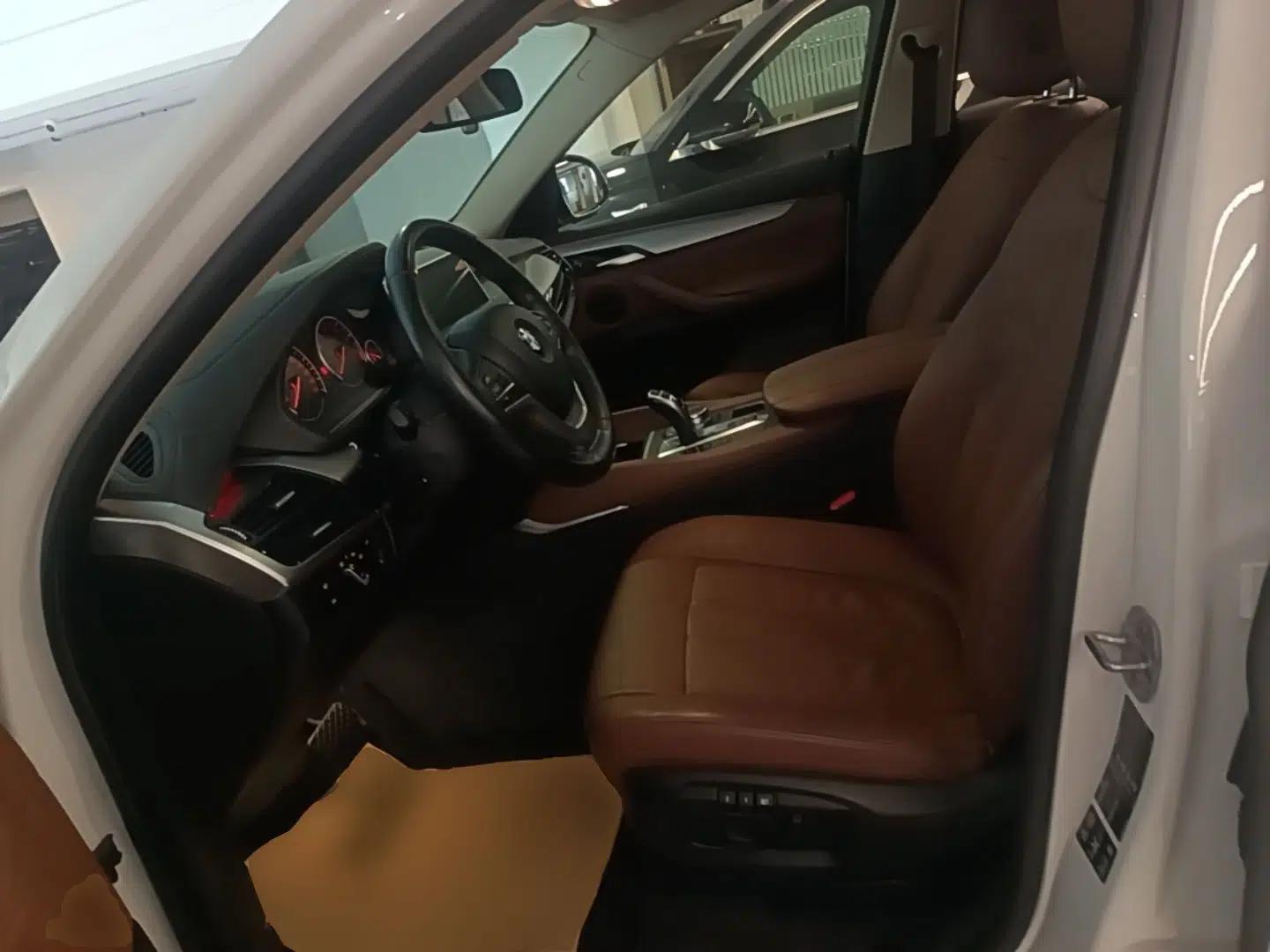 BMW X6 2017 xDrive35i Leading Model — миниатюра 17