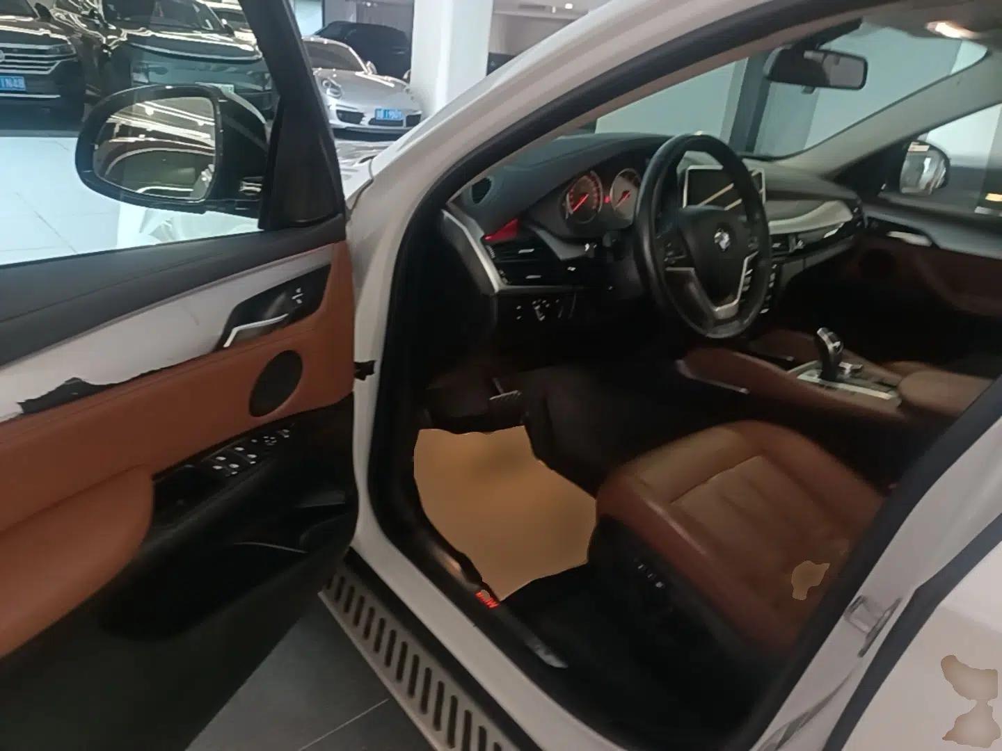 BMW X6 2017 xDrive35i Leading Model — миниатюра 18