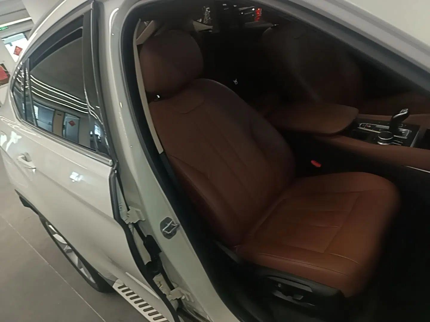 BMW X6 2017 xDrive35i Leading Model — миниатюра 19