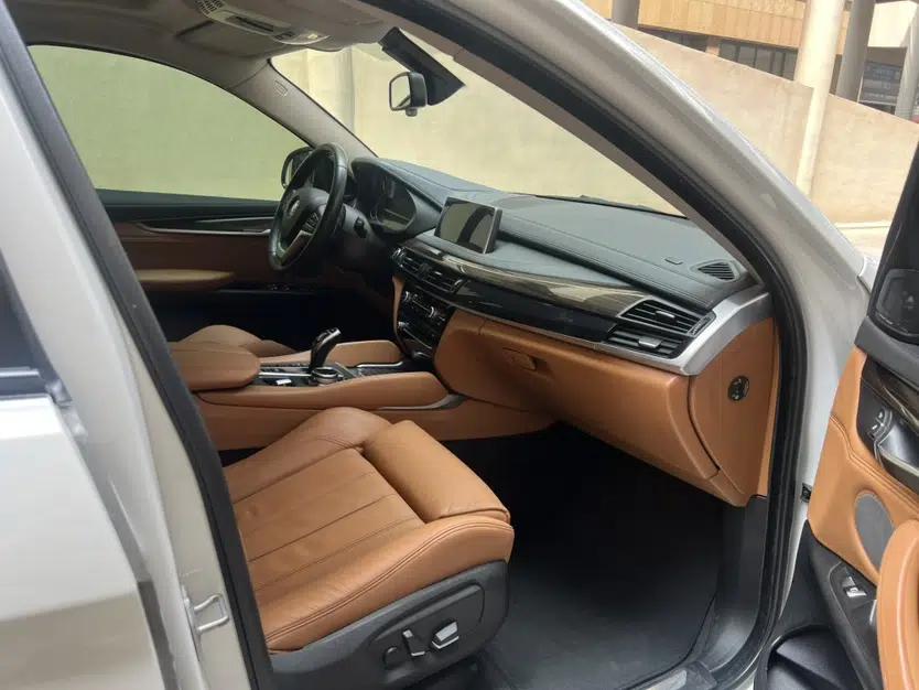 BMW X6 2015 xDrive35i Luxury Edition — миниатюра 18